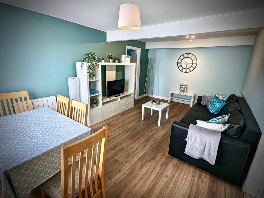 Cosy 2-Bedroom House In Leith Εδιμβούργο Εξωτερικό φωτογραφία